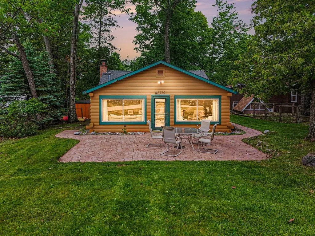 6470 Margaret Lane Cheboygan City MI 49749