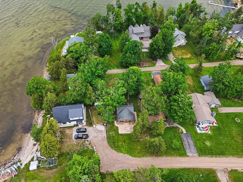 6470 Margaret Lane Cheboygan City MI 49749