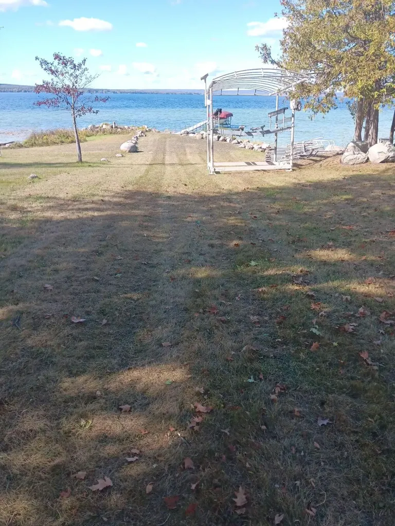 6470 Margaret Lane Cheboygan City MI 49749