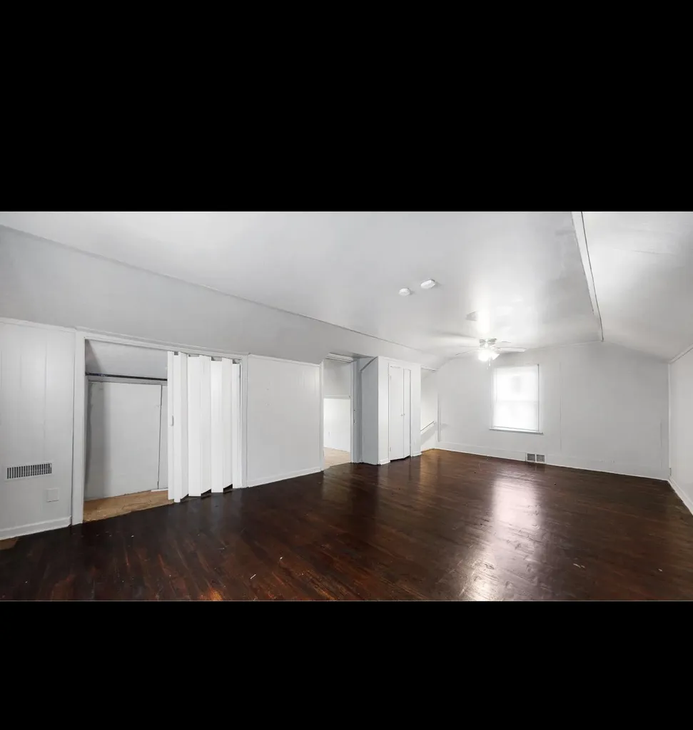 15686 Saratoga Avenue Detroit City MI 48205