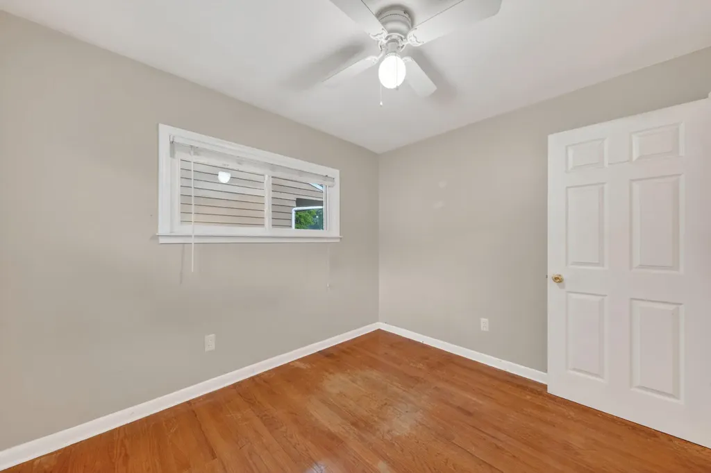 29360 Howard Avenue Madison Heights City MI 48071
