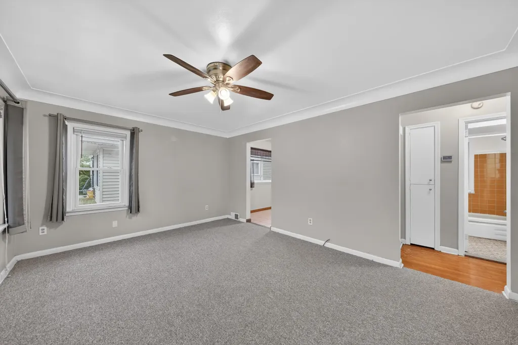 29360 Howard Avenue Madison Heights City MI 48071