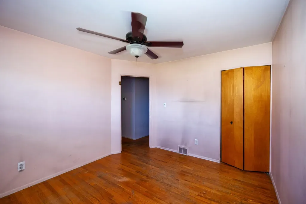 7543 N Wildwood Street Westland City MI 48185