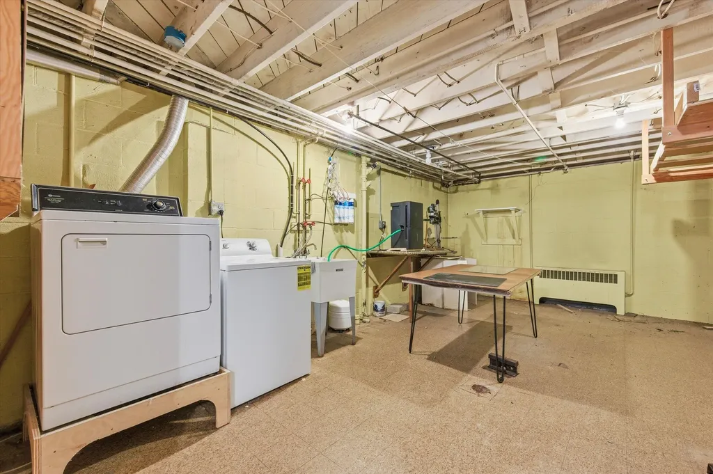2687 Apple Way Ann Arbor Charter Township MI 48104