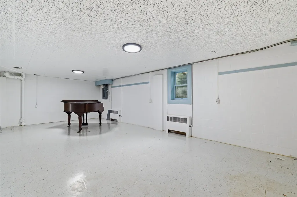 2687 Apple Way Ann Arbor Charter Township MI 48104