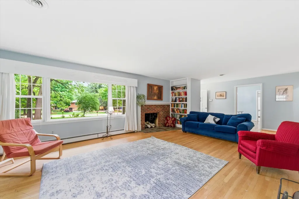 2687 Apple Way Ann Arbor Charter Township MI 48104
