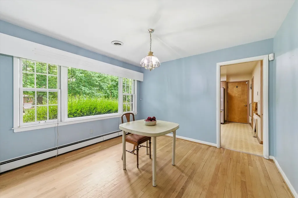 2687 Apple Way Ann Arbor Charter Township MI 48104