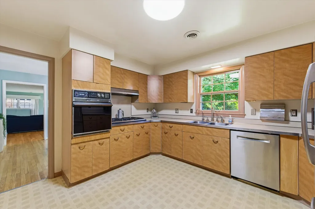 2687 Apple Way Ann Arbor Charter Township MI 48104