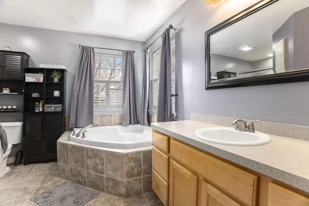 9843 Iosco Ridge Drive Iosco Township MI 48137