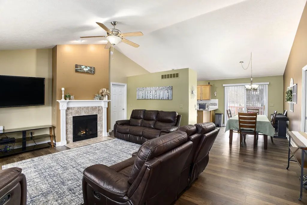 9843 Iosco Ridge Drive Iosco Township MI 48137