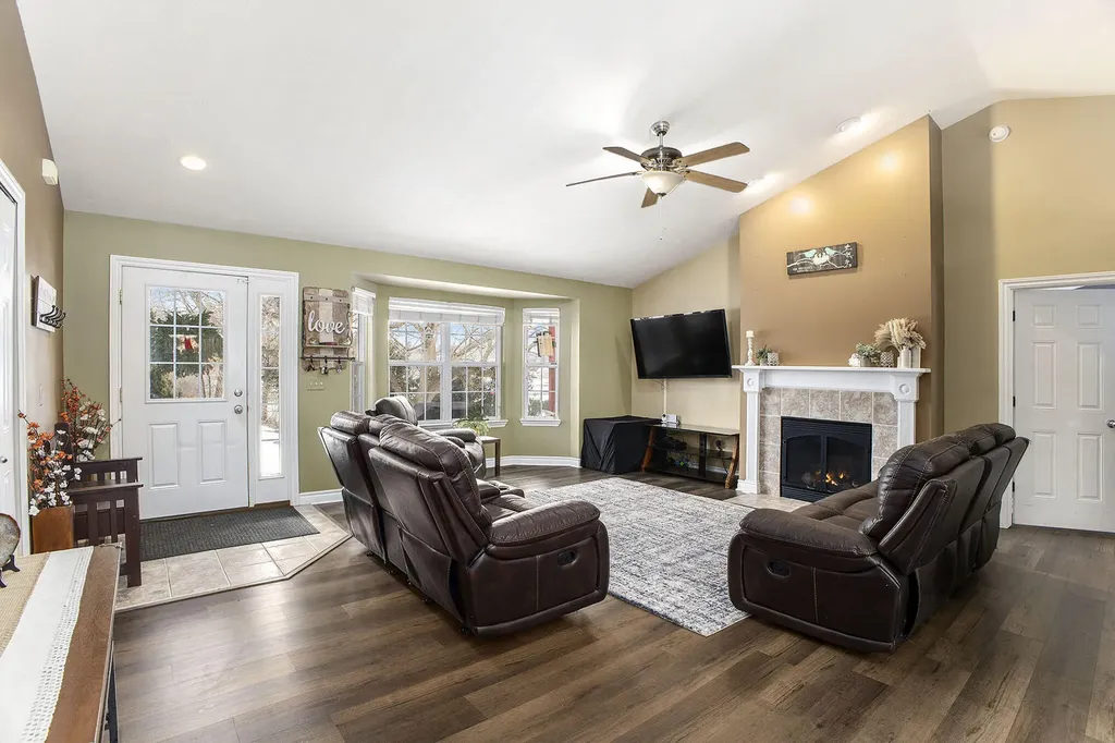 9843 Iosco Ridge Drive Iosco Township MI 48137
