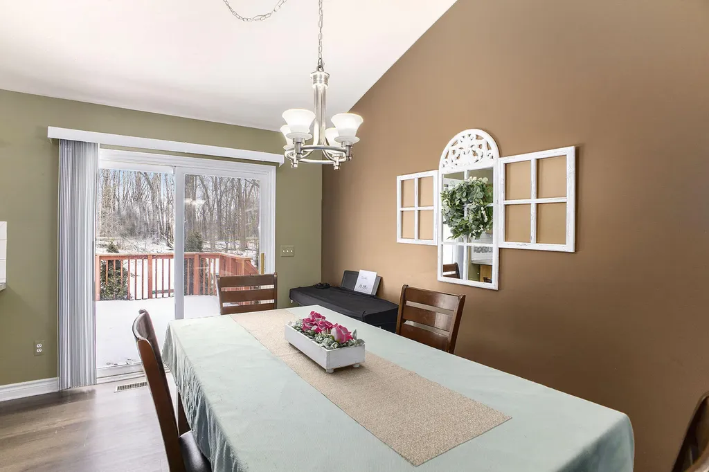 9843 Iosco Ridge Drive Iosco Township MI 48137