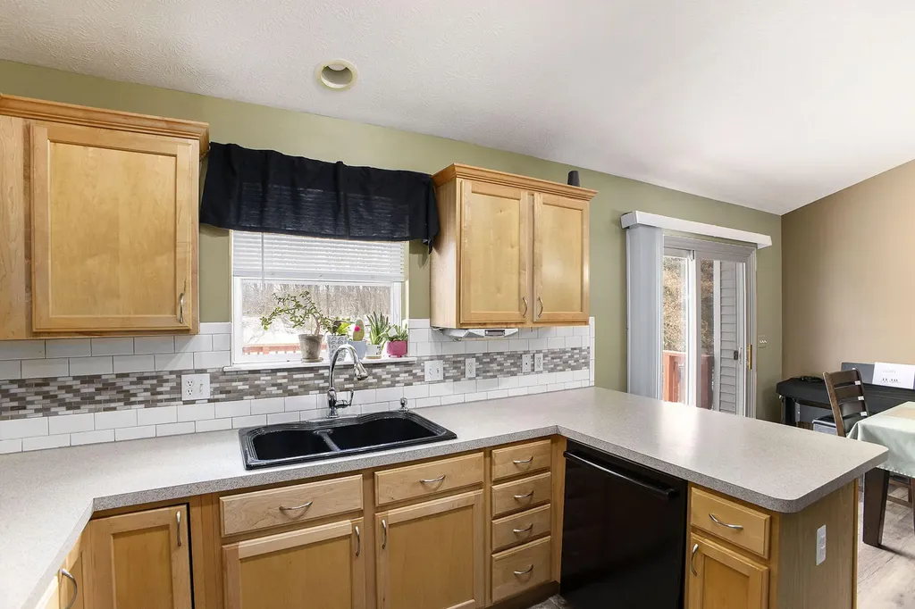 9843 Iosco Ridge Drive Iosco Township MI 48137