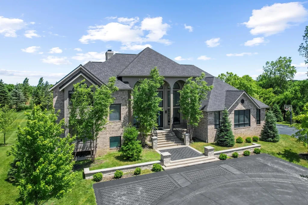 5636 Meadow Lane Superior Charter Township MI 48105