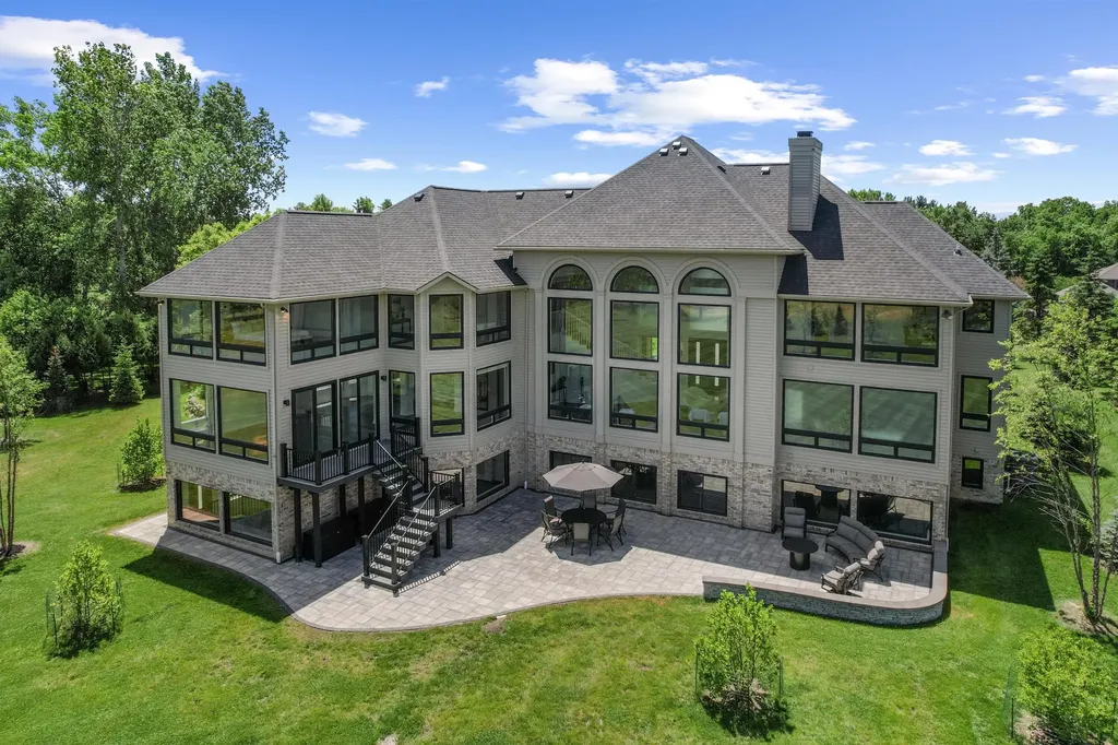 5636 Meadow Lane Superior Charter Township MI 48105