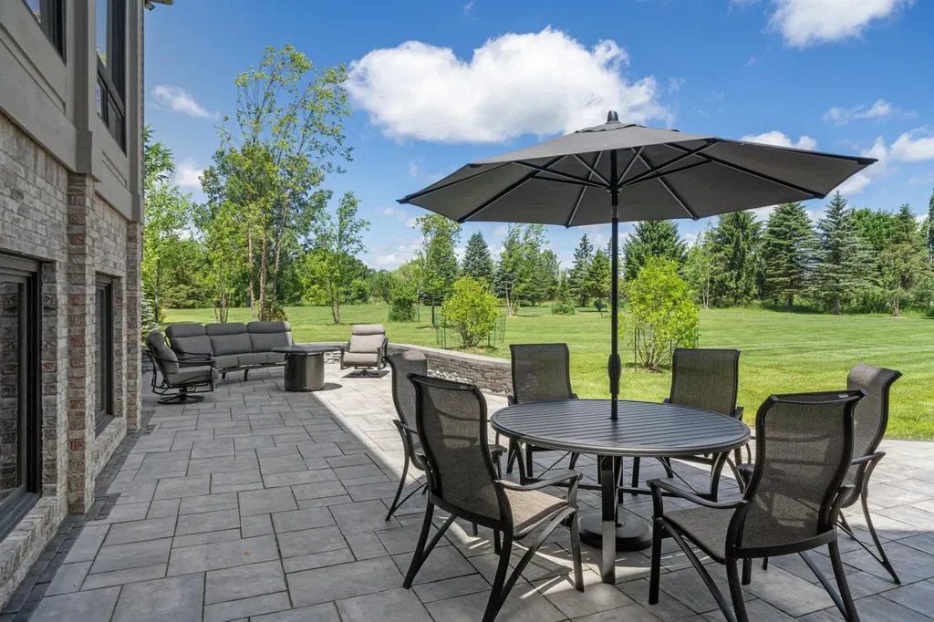5636 Meadow Lane Superior Charter Township MI 48105