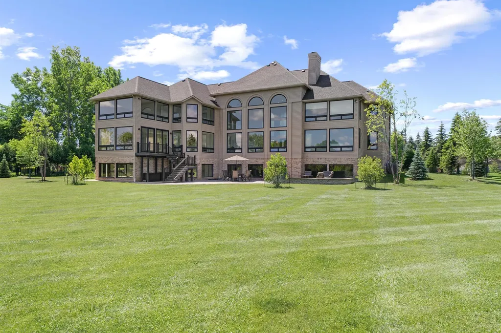 5636 Meadow Lane Superior Charter Township MI 48105