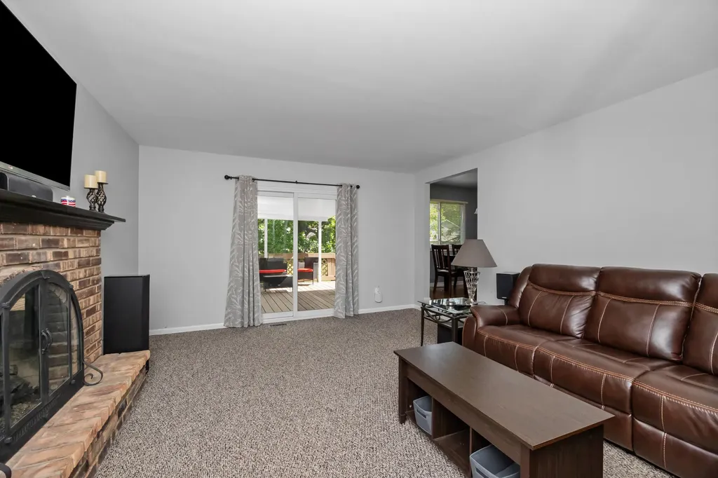 1121 Hollyhock Drive Grand Blanc Charter Township MI 48439