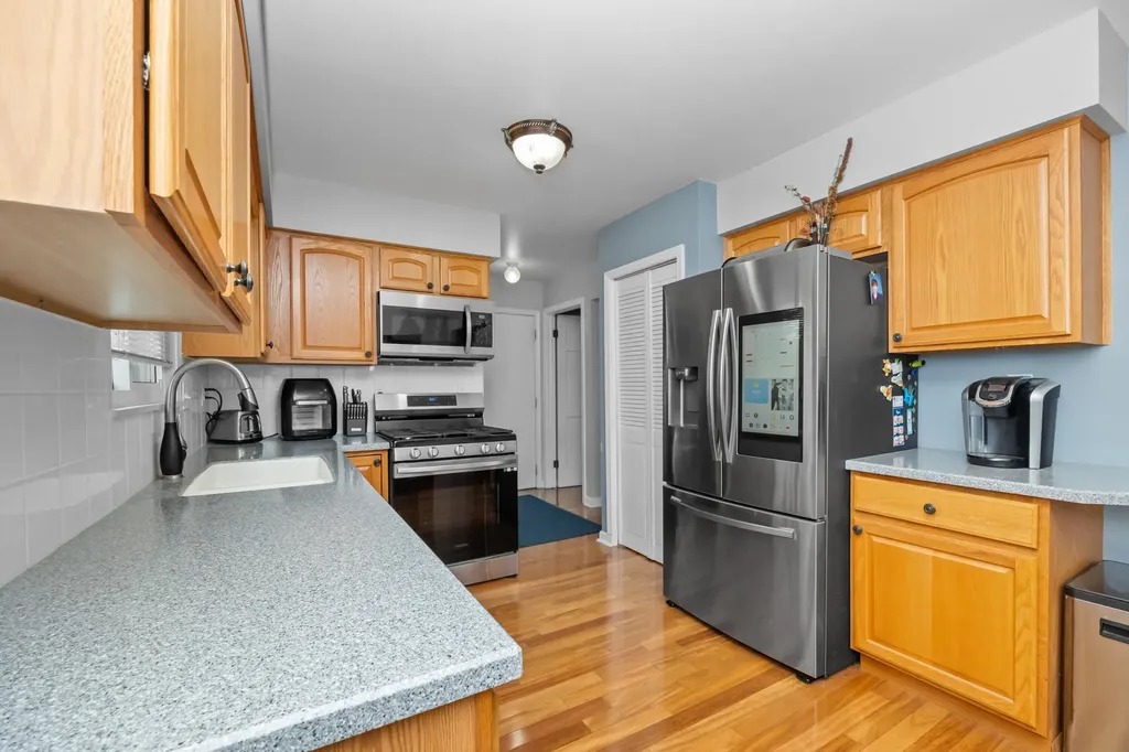 1121 Hollyhock Drive Grand Blanc Charter Township MI 48439