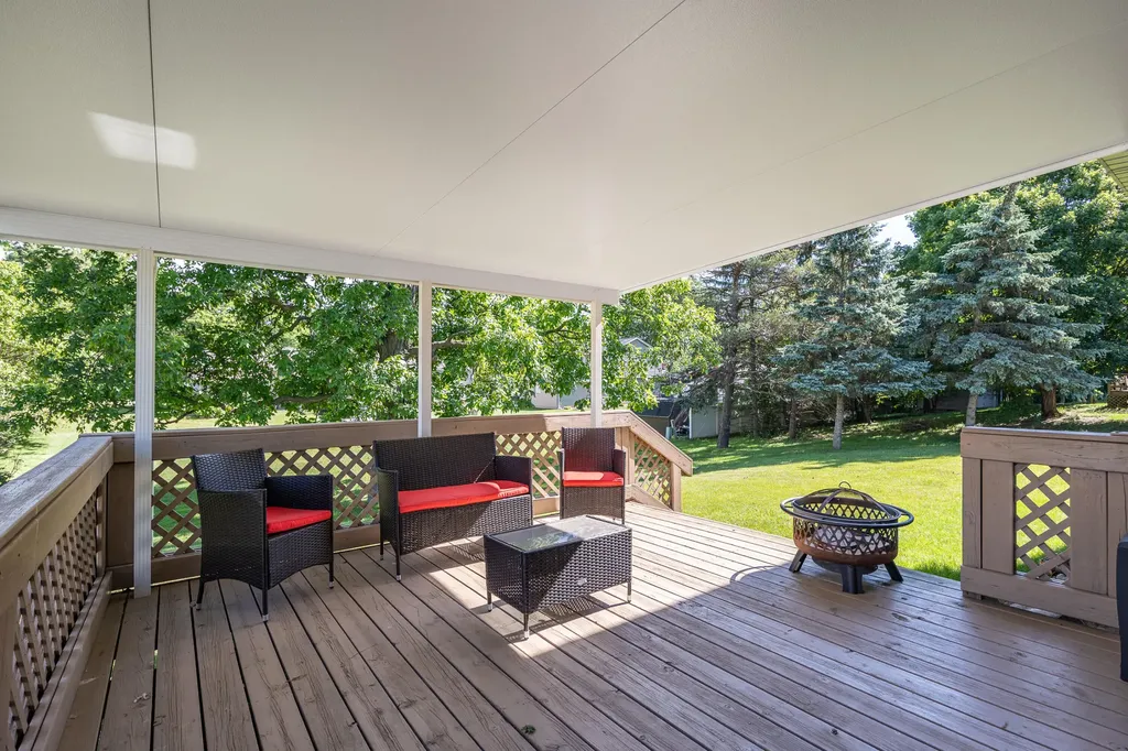 1121 Hollyhock Drive Grand Blanc Charter Township MI 48439