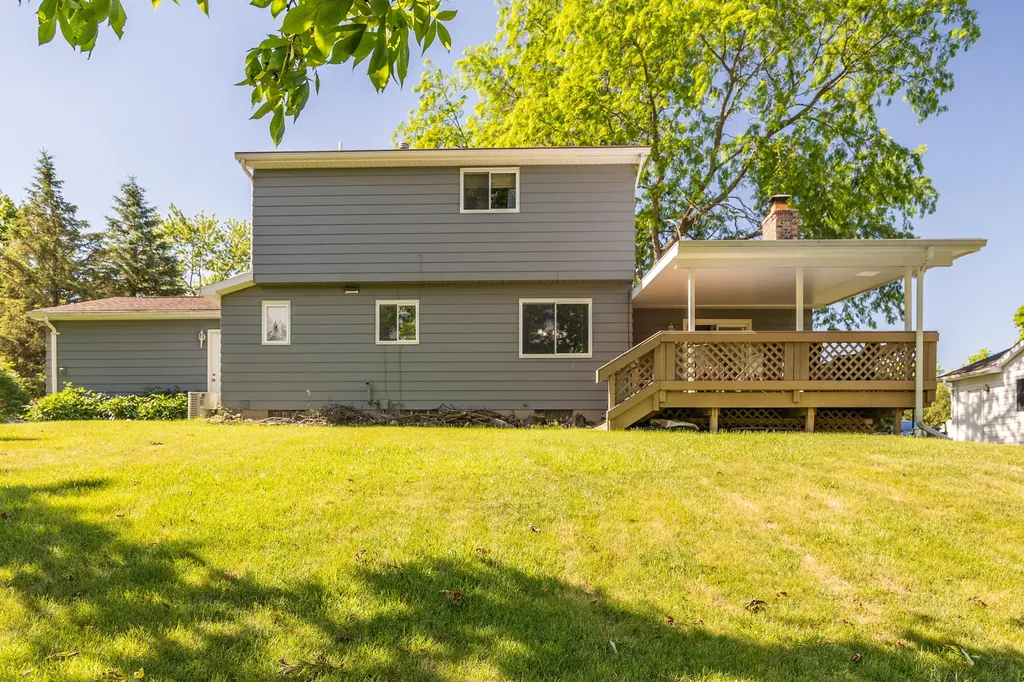1121 Hollyhock Drive Grand Blanc Charter Township MI 48439