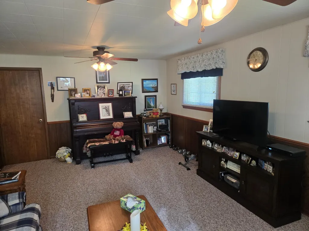 120 E Houstonia Avenue Royal Oak City MI 48073