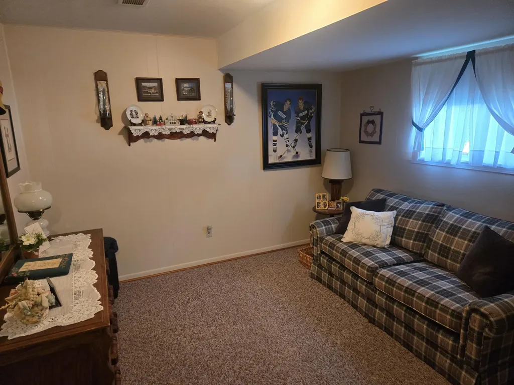 120 E Houstonia Avenue Royal Oak City MI 48073