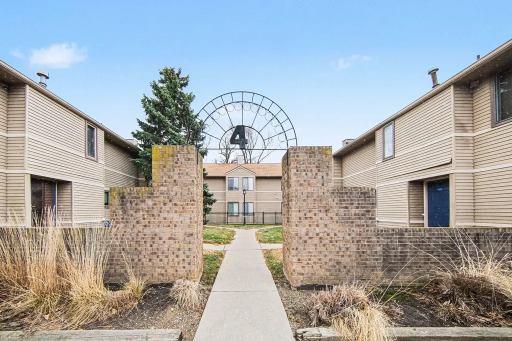 300 Briarcrest Drive Ann Arbor City MI 48104