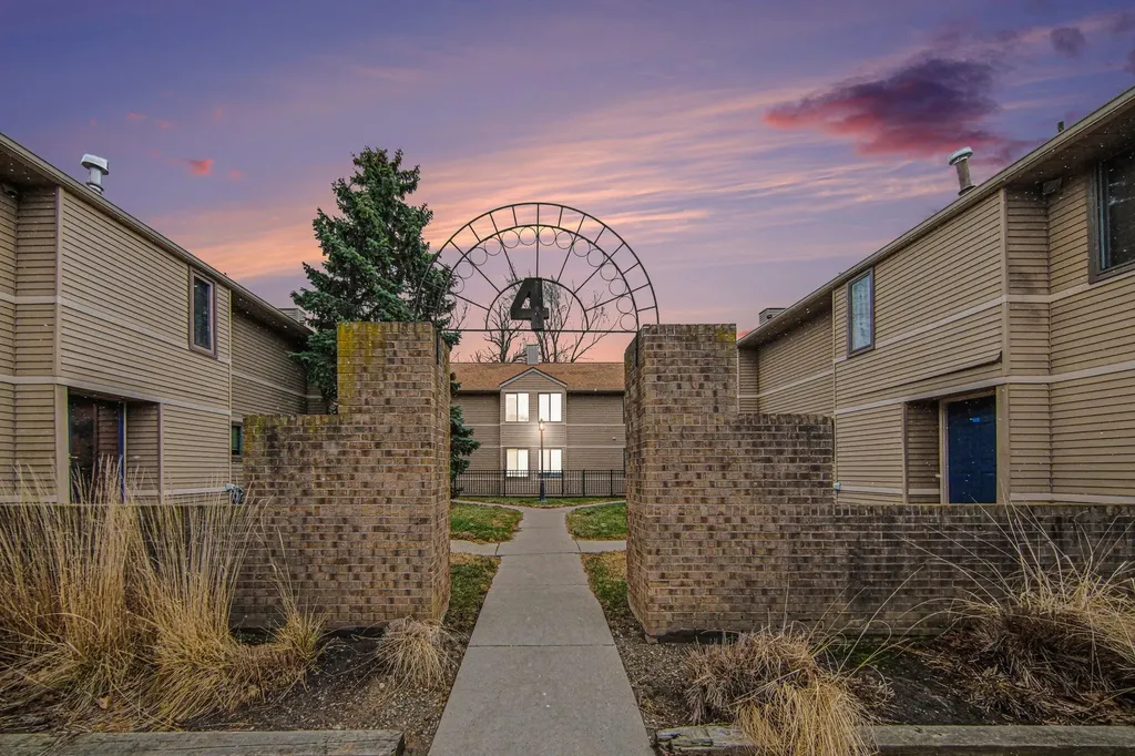 300 Briarcrest Drive Ann Arbor City MI 48104