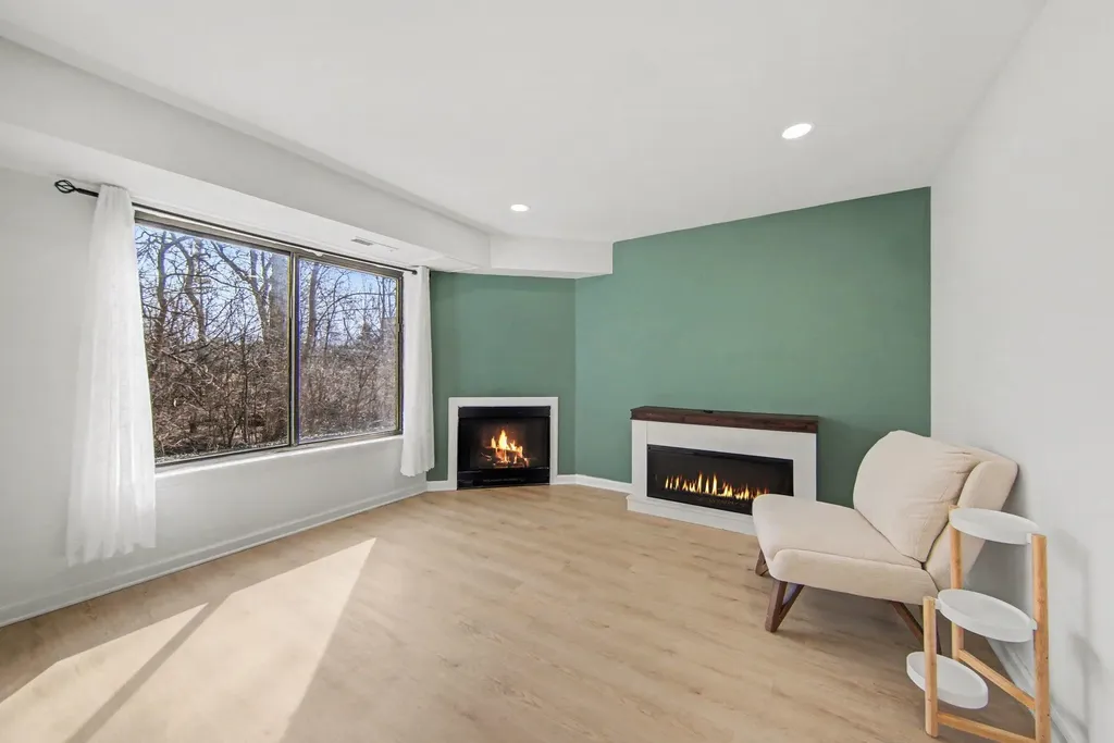 300 Briarcrest Drive Ann Arbor City MI 48104