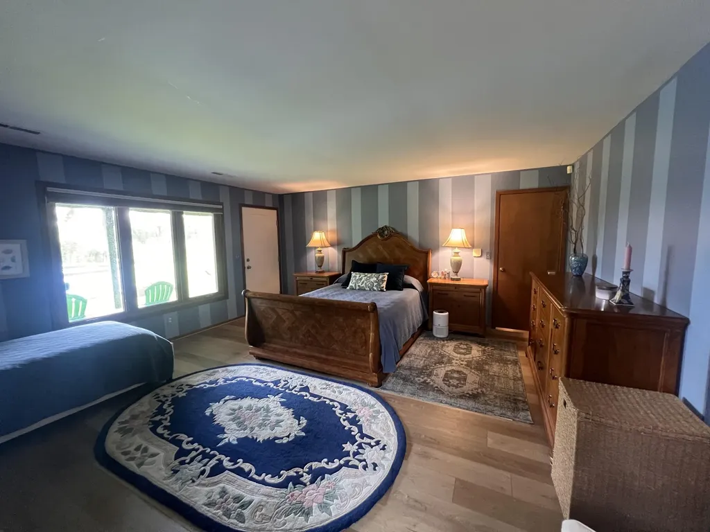 3010 Loon Lake Shores Road Waterford Charter Township MI 48329