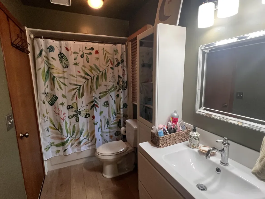 3010 Loon Lake Shores Road Waterford Charter Township MI 48329