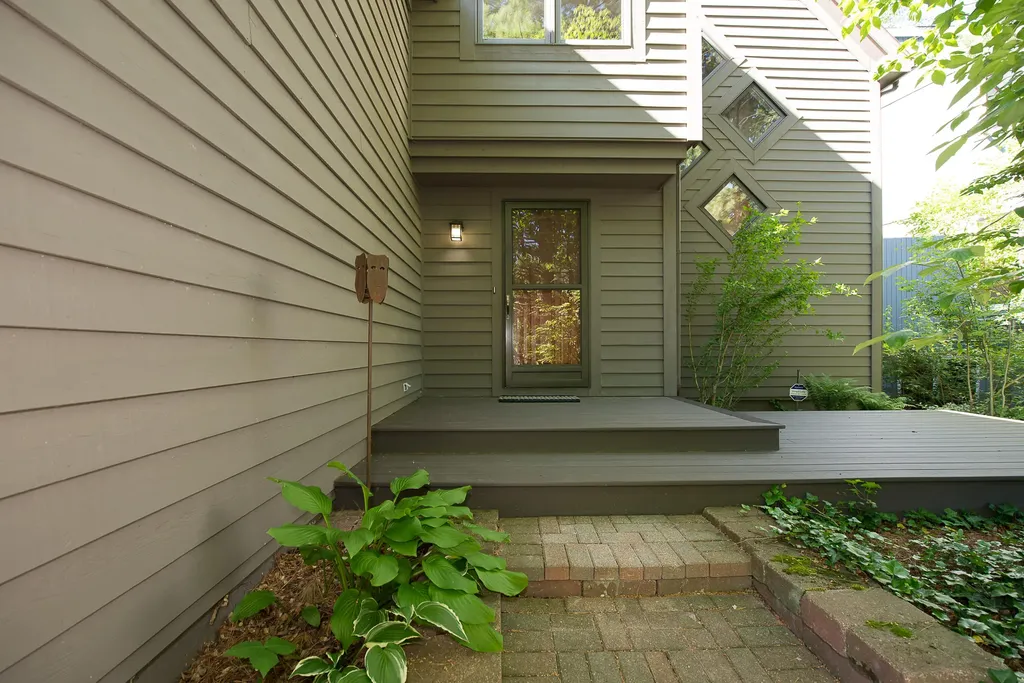 555 Glendale Circle Ann Arbor City MI 48103