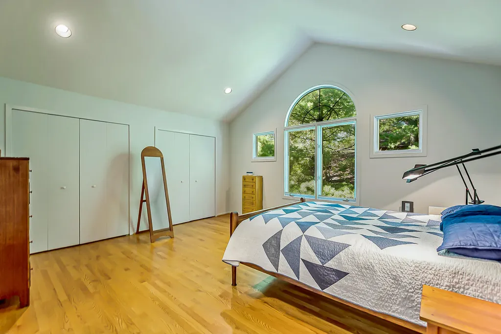 555 Glendale Circle Ann Arbor City MI 48103
