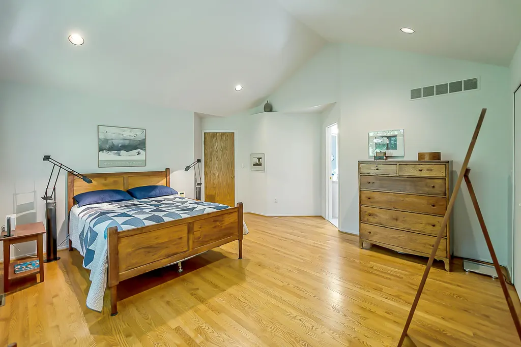 555 Glendale Circle Ann Arbor City MI 48103