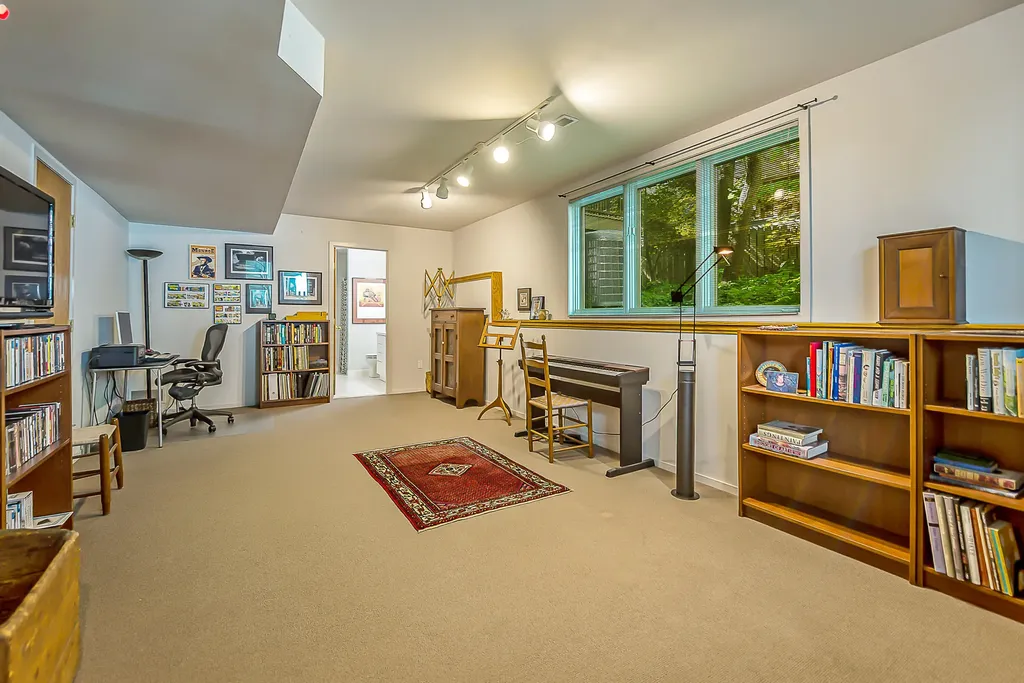 555 Glendale Circle Ann Arbor City MI 48103