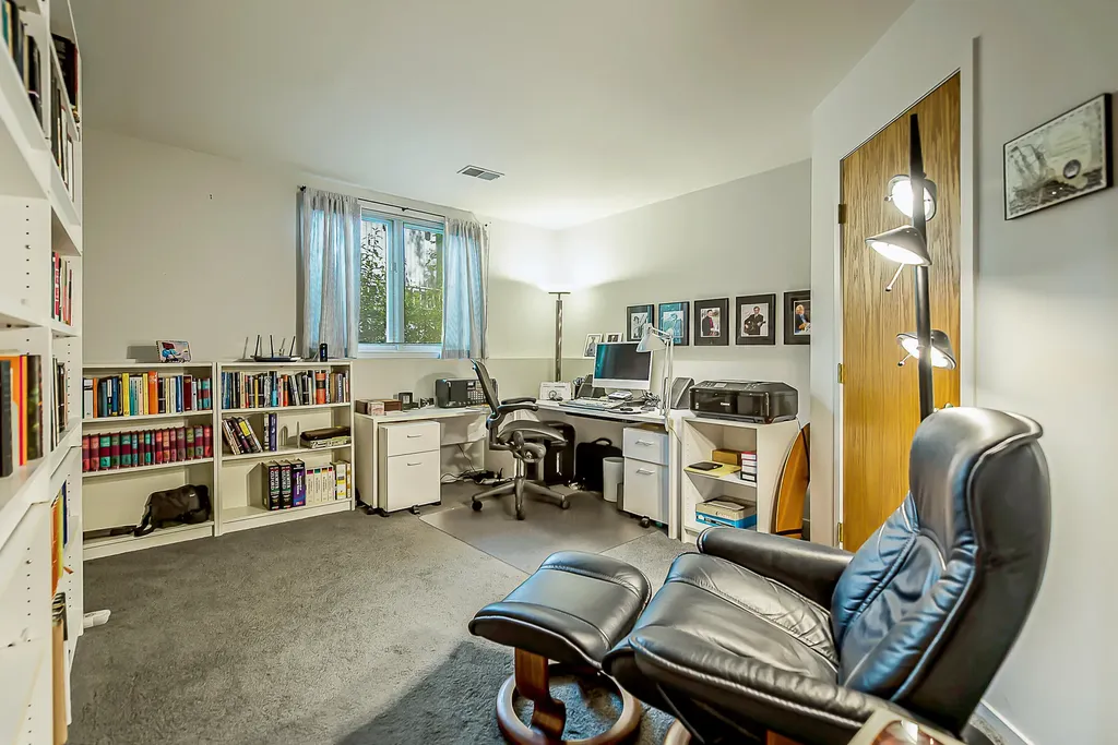 555 Glendale Circle Ann Arbor City MI 48103