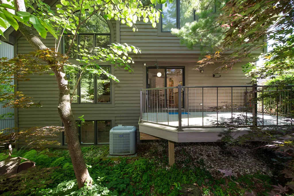 555 Glendale Circle Ann Arbor City MI 48103