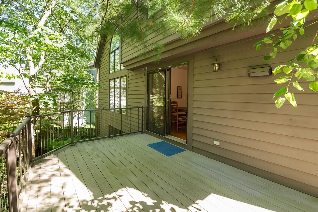 555 Glendale Circle Ann Arbor City MI 48103