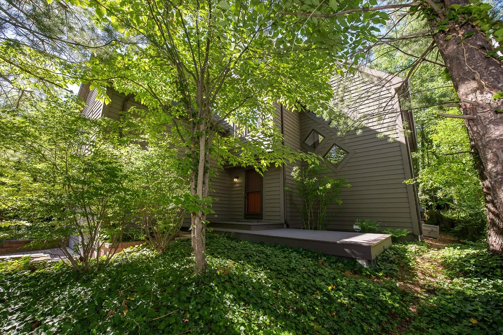555 Glendale Circle Ann Arbor City MI 48103