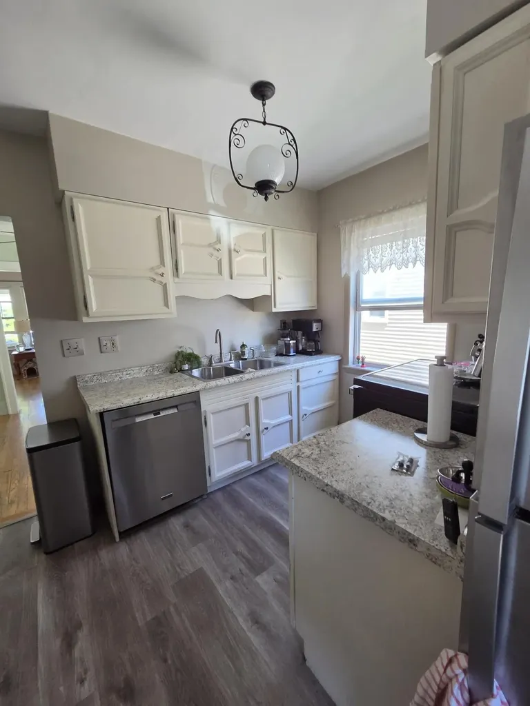 24647 Dunning Street Dearborn City MI 48124