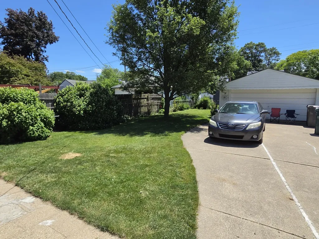 24647 Dunning Street Dearborn City MI 48124