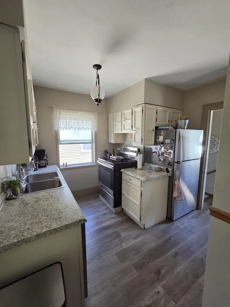 24647 Dunning Street Dearborn City MI 48124