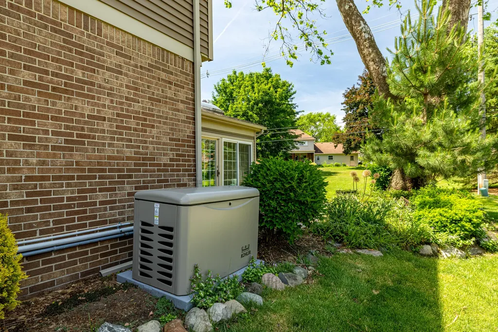 41826 Sunnydale Lane Northville Township MI 48168