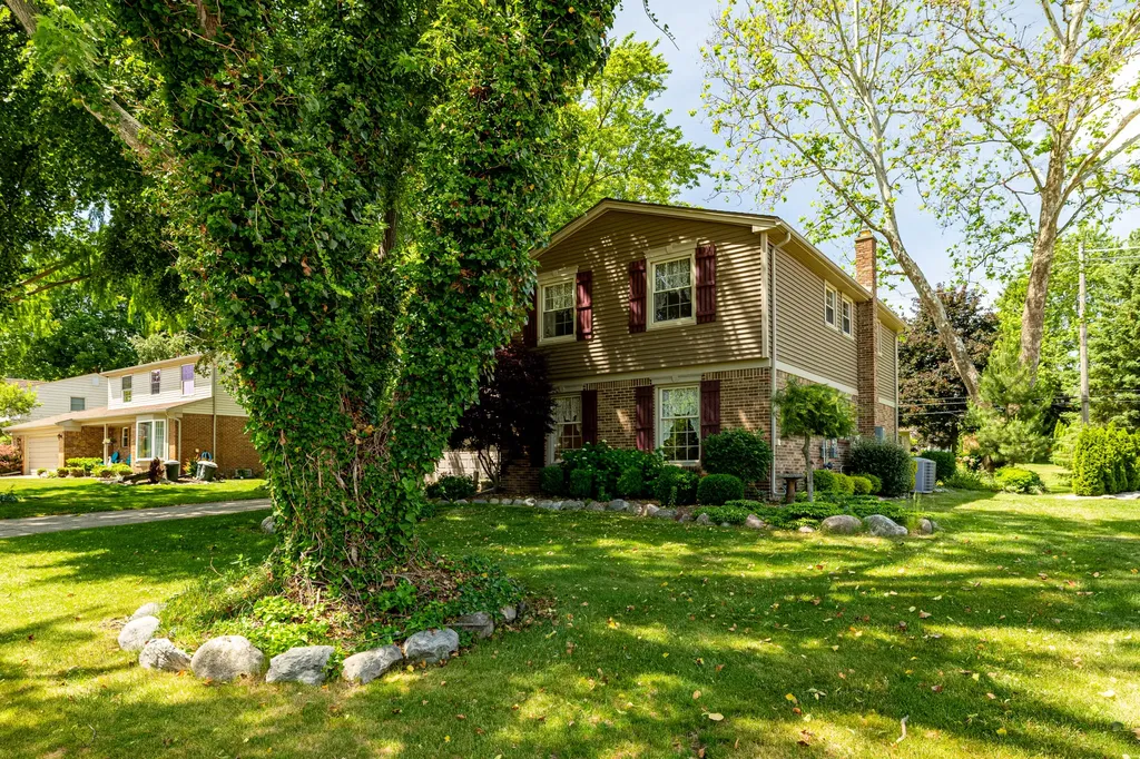 41826 Sunnydale Lane Northville Township MI 48168