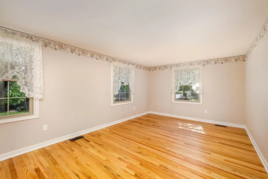41826 Sunnydale Lane Northville Township MI 48168