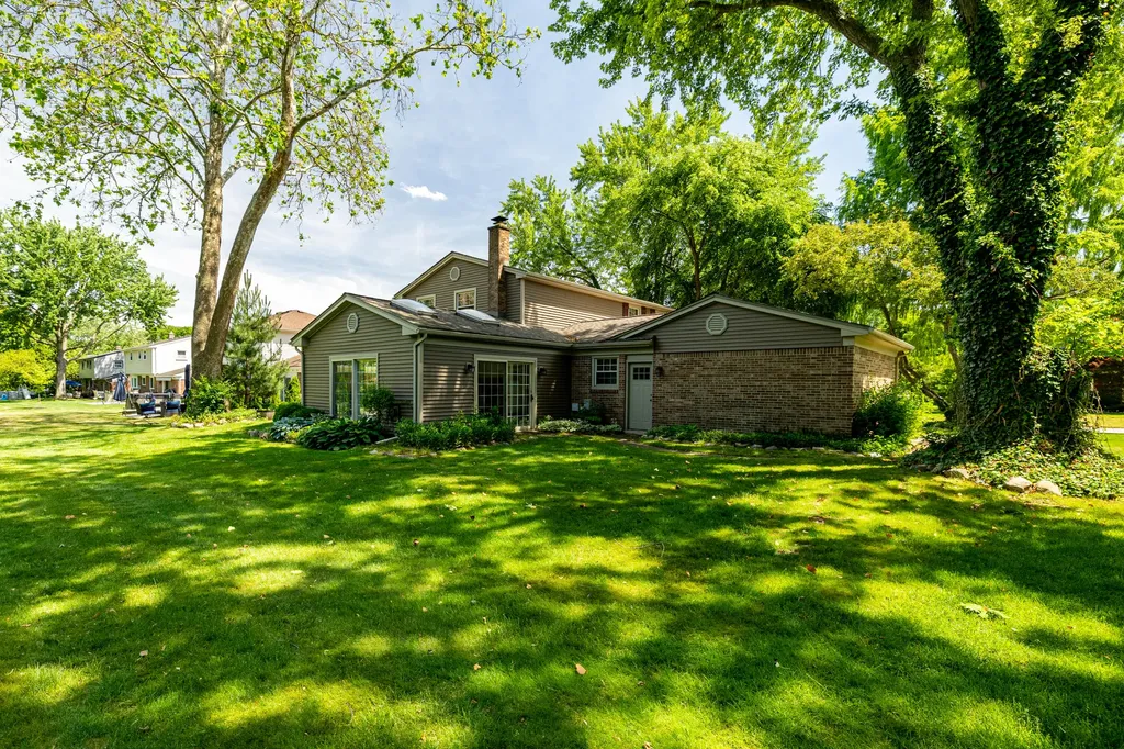 41826 Sunnydale Lane Northville Township MI 48168