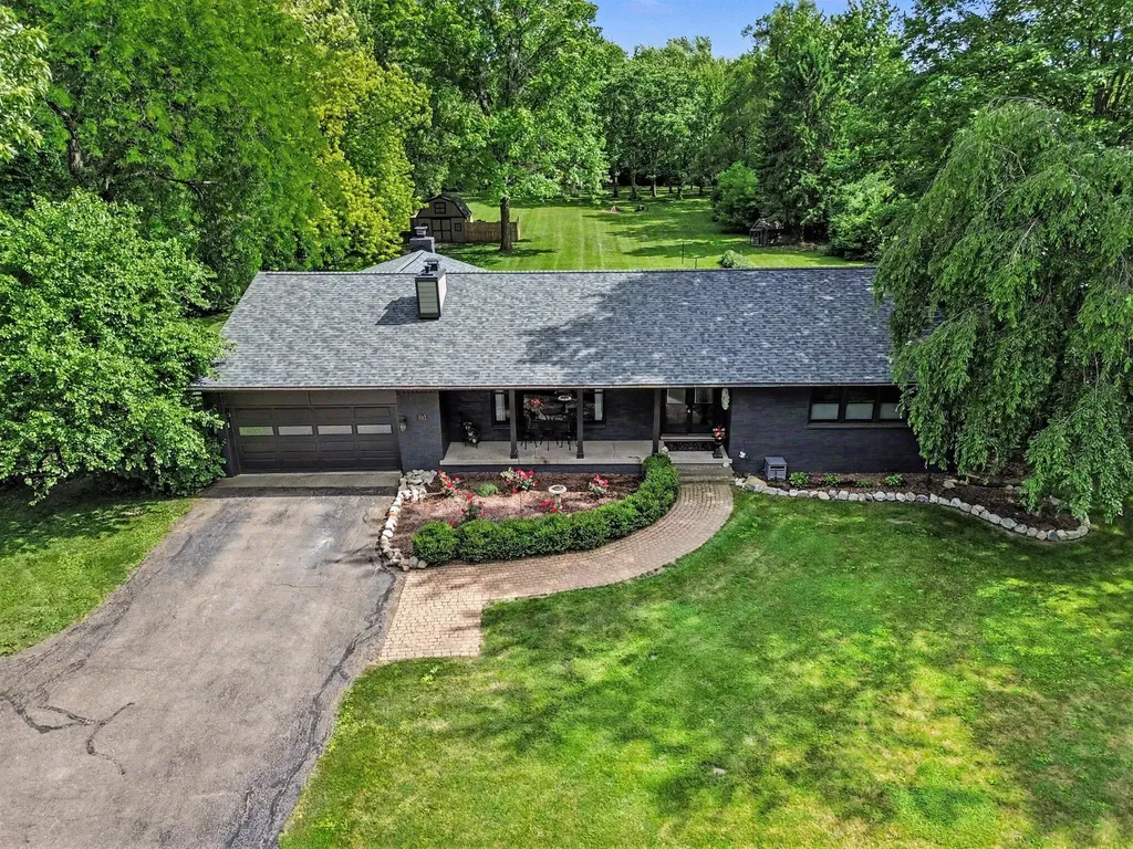 1145 W Bemis Road York Charter Township MI 48176