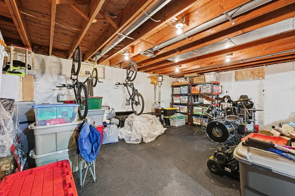 1145 W Bemis Road York Charter Township MI 48176