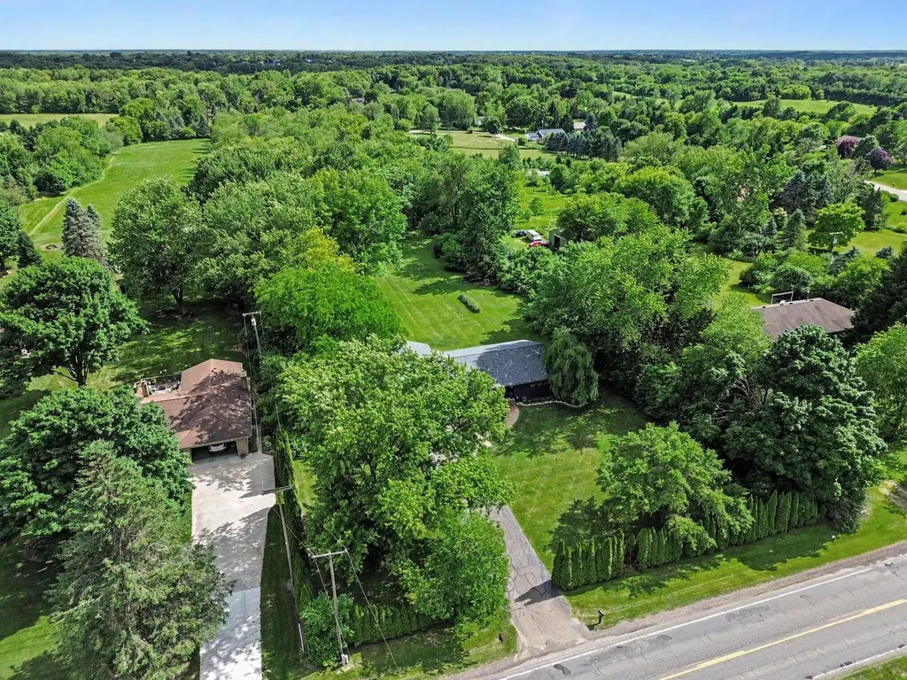 1145 W Bemis Road York Charter Township MI 48176